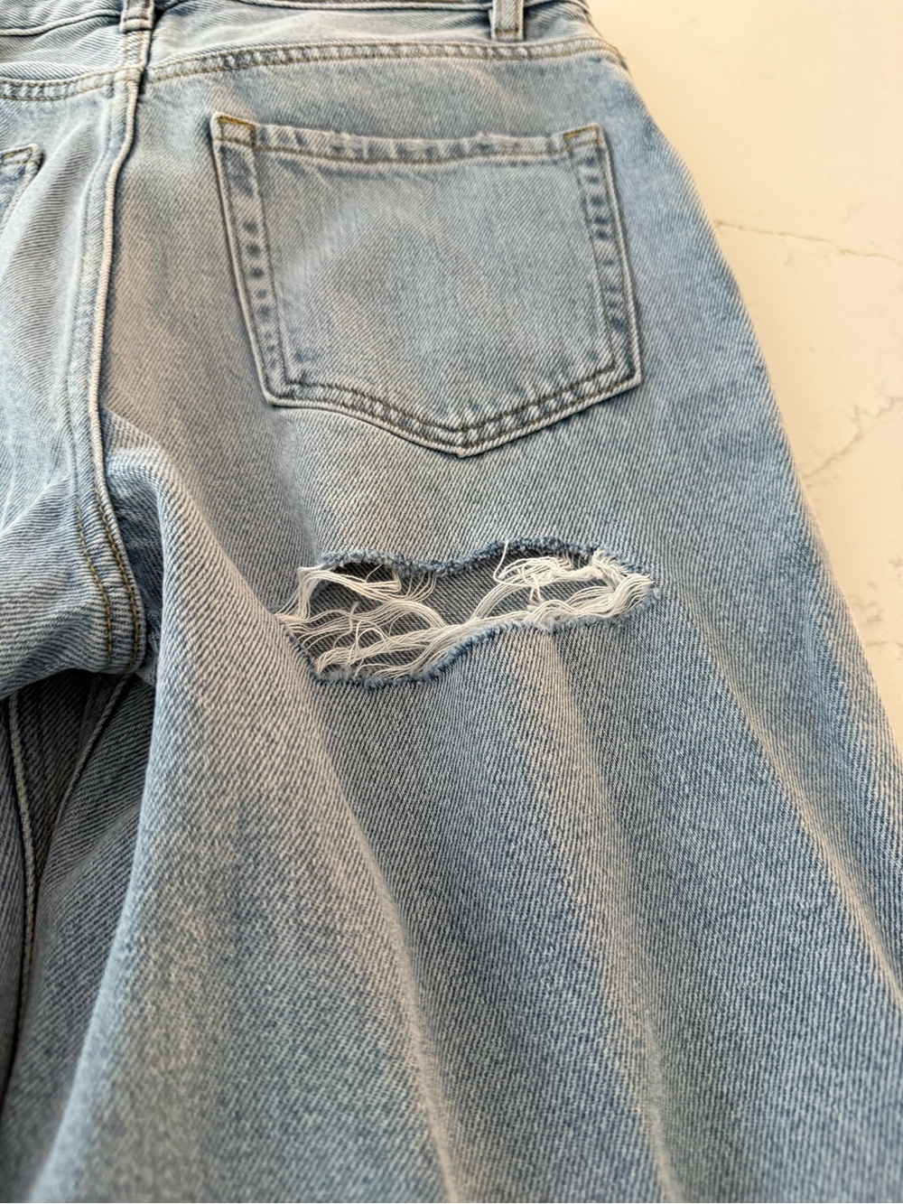 PacSun Light Blue Straight-Leg 90’s Boyfriend Jeans - Picture 6 of 7